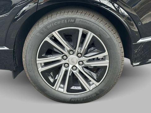New 2024 Cadillac Lyriq Luxury w/ LPO, Floor Liner Package AWD/4WD image 12