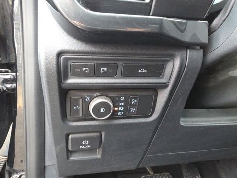 Certified 2022 Ford F150 XLT w/ Equipment Group 302A High image 16