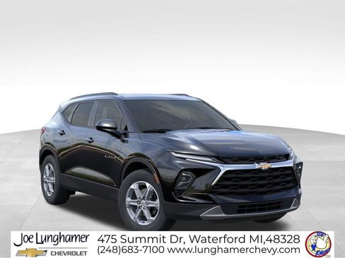 New 2026 Chevrolet Blazer LT w/ Convenience Package FWD image 8