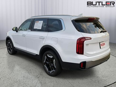 Used 2025 Kia Telluride S FWD image 4