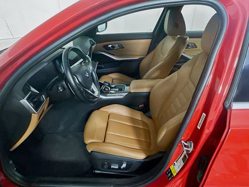 Used 2021 BMW 330i xDrive Sedan image 13