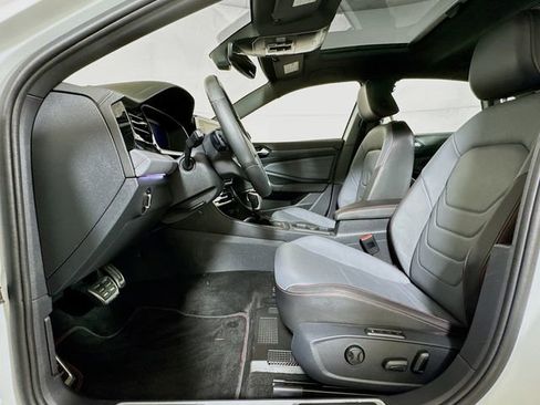 Used 2025 Volkswagen Jetta GLI Autobahn image 18