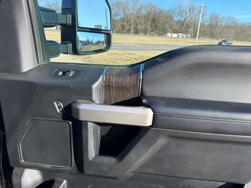 Used 2020 Ford F250 Lariat w/ Tremor Off-Road Package image 24