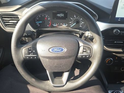 Used 2022 Ford Escape SE FWD image 34