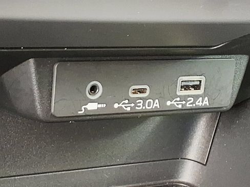 Certified 2024 Subaru Crosstrek 2.5i Limited w/ Crosstrek Mirror Package AWD/4WD image 18