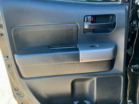 Used 2010 Toyota Tundra 2WD Double Cab image 14