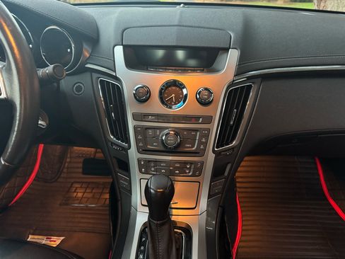 Used 2012 Cadillac CTS Coupe image 18