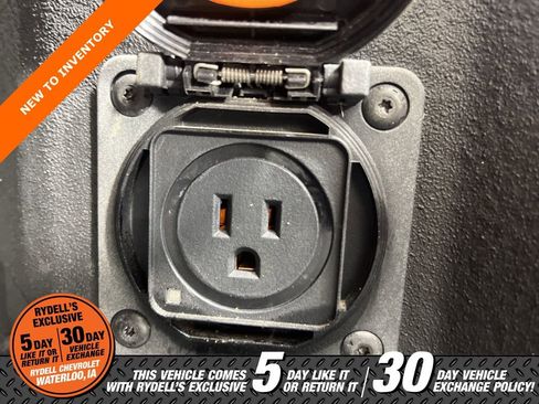 Certified 2022 Chevrolet Silverado 1500 LT Trail Boss w/ Convenience Package II image 8