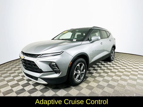 Used 2024 Chevrolet Blazer LT w/ Convenience Package FWD image 5