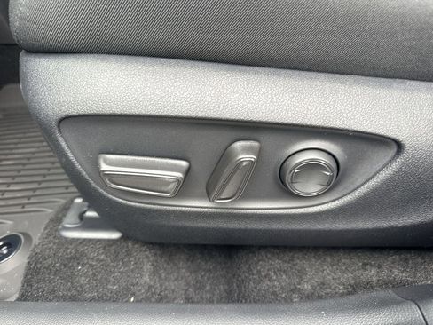 New 2025 Toyota RAV4 XLE image 12