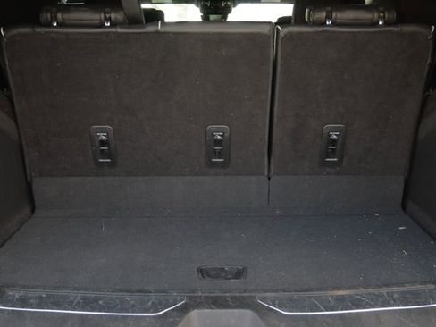 Certified 2023 Cadillac Escalade Sport Platinum w/ LPO, ONYX Package image 35