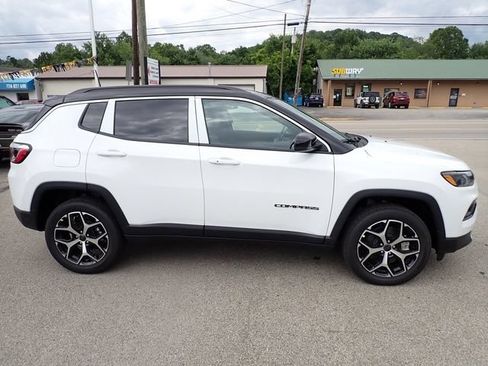 New 2026 Jeep Compass Limited AWD/4WD image 8