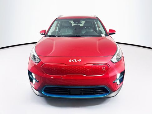 Used 2022 Kia Niro EX image 2
