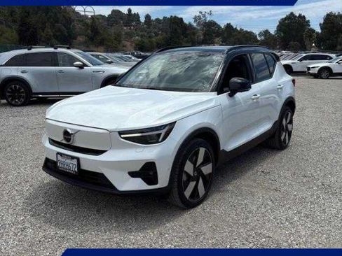 Used 2023 Volvo XC40 Recharge Ultimate AWD/4WD image 1