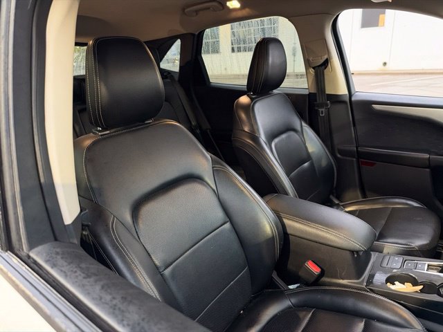 Used 2020 Ford Escape SEL AWD/4WD image 16