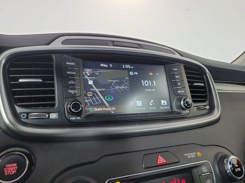 Used 2019 Kia Sorento EX w/ EX Touring Package AWD/4WD image 17