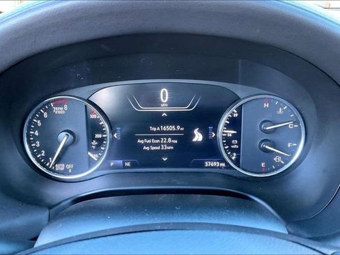 Used 2024 Buick Enclave Avenir w/ Avenir Technology Package image 10