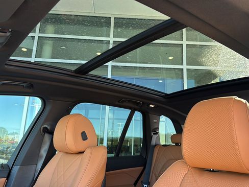 New 2026 BMW X5 sDrive40i image 27