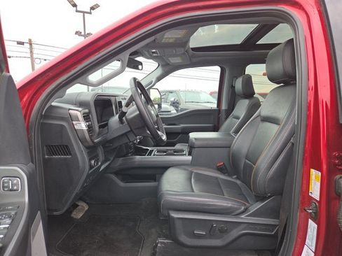 Used 2026 Ford F350 Lariat w/ Black Appearance Package AWD/4WD image 11