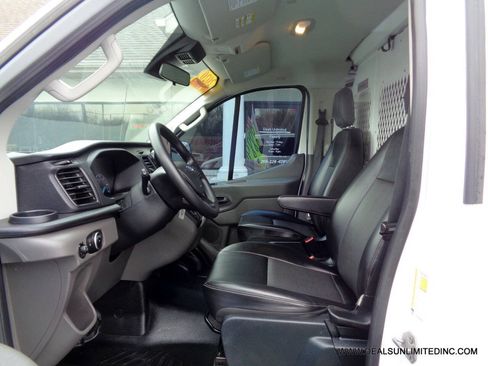 Used 2020 Ford Transit 150 Low Roof w/ Load Area Protection Package RWD image 9