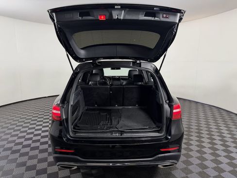 Used 2017 Mercedes-Benz GLC 300 4MATIC image 10