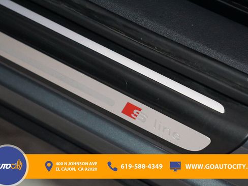 Used 2017 Audi Q3 2.0T Prestige w/ Prestige Package image 20