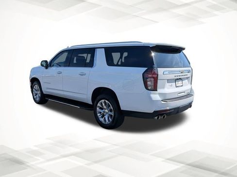 Used 2023 Chevrolet Suburban Premier image 6