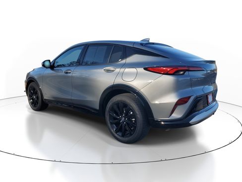 Used 2025 Buick Envista Sport Touring image 4