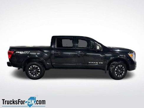 Used 2018 Nissan Titan PRO-4X image 2