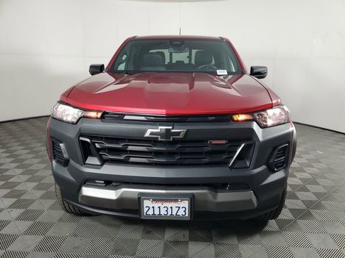 Used 2024 Chevrolet Colorado Trail Boss w/ Advanced Trailering Package image 9