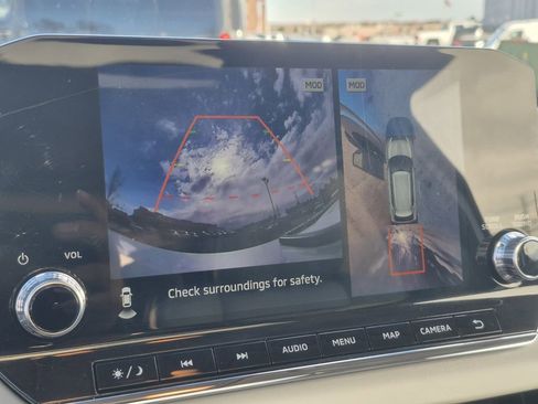 Used 2023 Mitsubishi Outlander SEL image 22