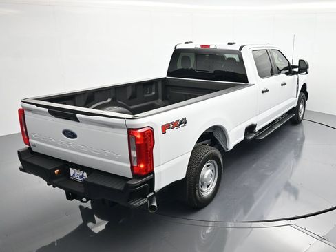 New 2026 Ford F350 4x4 Crew Cab Super Duty image 32
