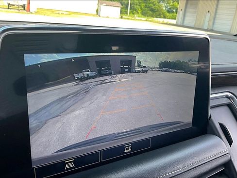 Used 2021 Chevrolet Tahoe Premier RWD image 14