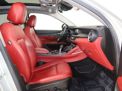 Used 2019 Alfa Romeo Stelvio w/ Nero Edizione RWD image 11