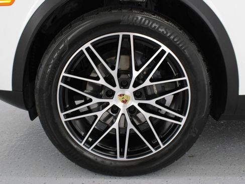 Used 2019 Porsche Cayenne image 88