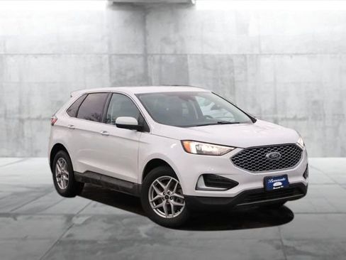 Certified 2024 Ford Edge SEL image 2