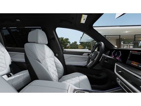 New 2027 BMW X7 xDrive40i w/ M Sport Package AWD/4WD image 9