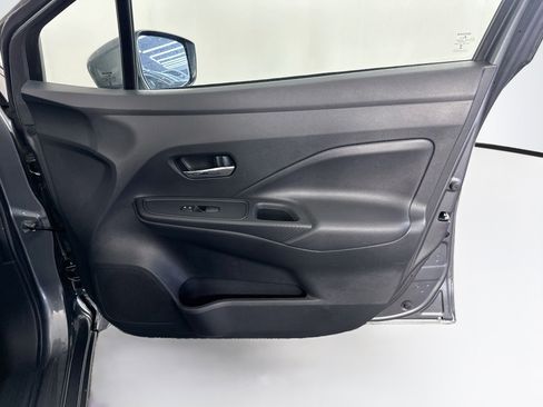 Used 2024 Nissan Versa SV w/ Trunk Package FWD image 30