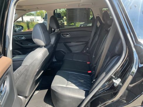 Certified 2023 Nissan Rogue Platinum AWD/4WD image 25
