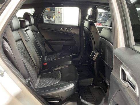 Used 2024 Kia Sportage X-Line w/ X-Line Premium Package AWD/4WD image 27