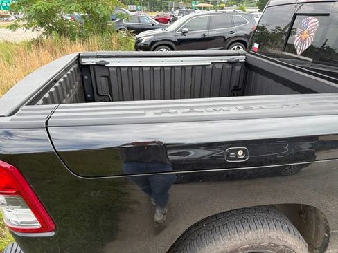 Used 2020 RAM 1500 Big Horn RWD image 3
