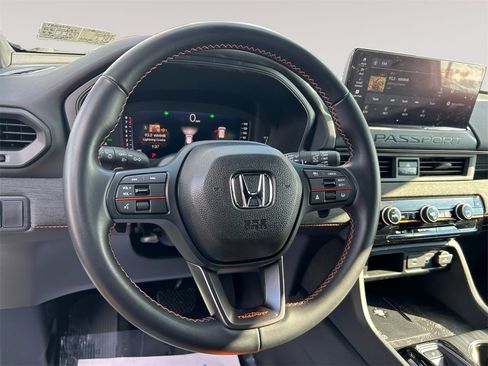 Used 2026 Honda Passport TrailSport image 12