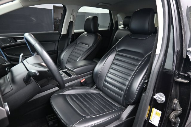 Used 2024 Ford Edge SEL AWD/4WD image 15