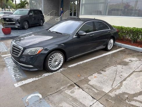 Used 2018 Mercedes-Benz S 560 4MATIC Sedan image 1