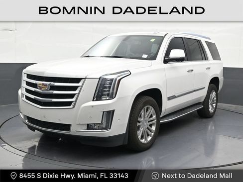 Used 2020 Cadillac Escalade 2WD image 1