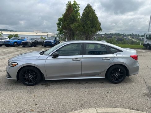 Used 2024 Honda Civic Sport image 5