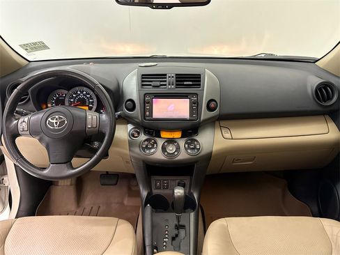 Used 2012 Toyota RAV4 Limited image 15