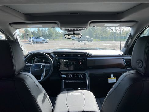 New 2026 GMC Sierra 3500 Denali w/ Denali Reserve Package image 39