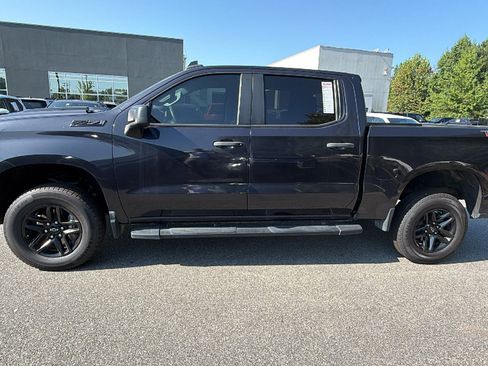 Used 2024 Chevrolet Silverado 1500 Custom Trail Boss w/ LPO, Dark Essentials Package AWD/4WD image 11