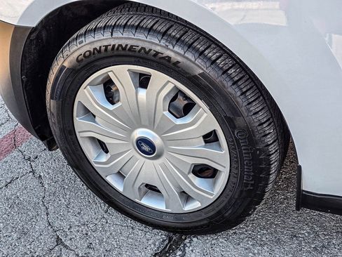 Used 2022 Ford Transit Connect XL image 8